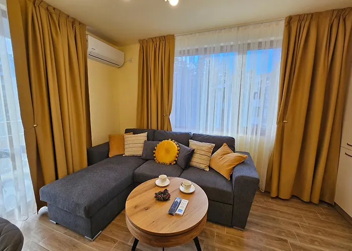 Stylish Getaway In Kosara Near Lift By Flat Mаnager *