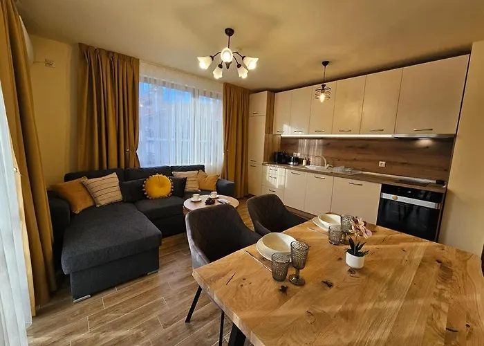 Stylish Getaway In Kosara Near Lift By Flat Mаnager Apartment *