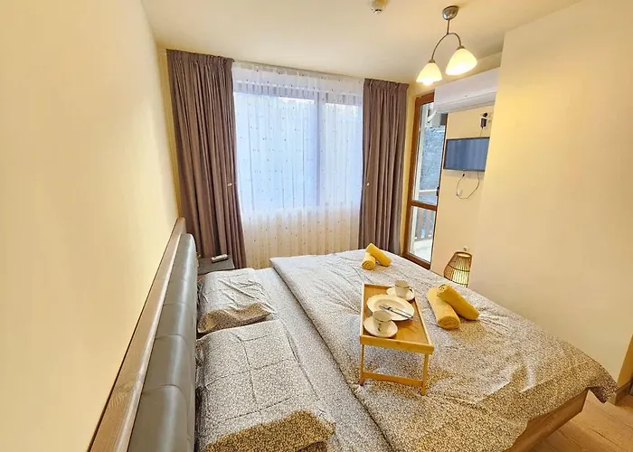 Apartment Stylish Getaway In Kosara Near Lift By Flat Mаnager *