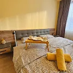 Stylish Getaway In Kosara Near Lift By Flat Mаnager Daire Bansko