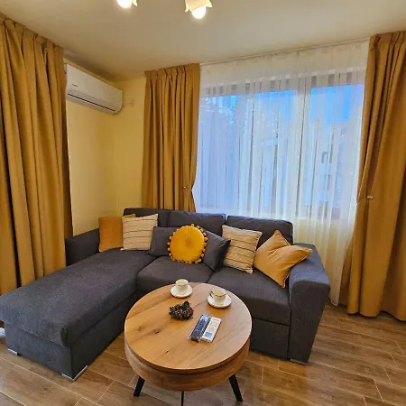 Stylish Getaway In Kosara Near Lift By Flat Mаnager *