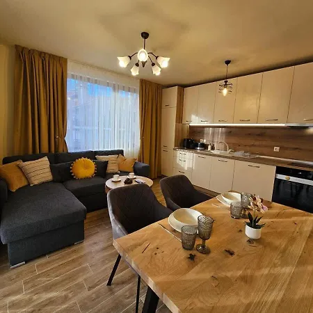 Stylish Getaway In Kosara Near Lift By Flat Mаnager Daire *